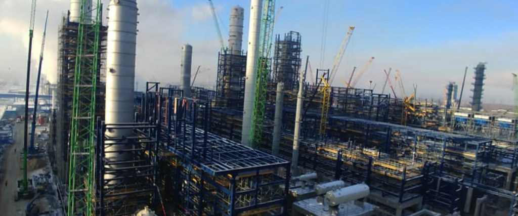 НЕФТЕПЕРЕРАБАТЫВАЮЩАЯ УСТАНОВКА ЕВРО+ КОМБИНАТА “ГАЗПРОМ НЕФТЬ” (МНПЗ)