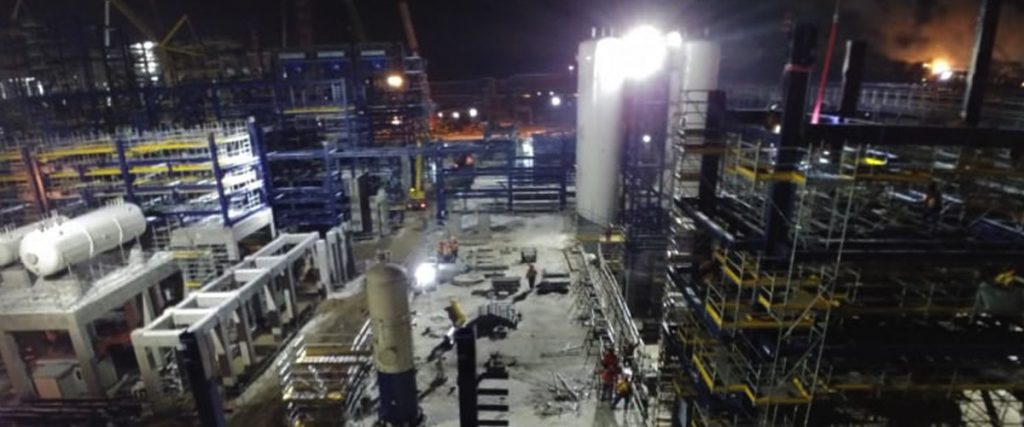 НЕФТЕПЕРЕРАБАТЫВАЮЩАЯ УСТАНОВКА ЕВРО+ КОМБИНАТА “ГАЗПРОМ НЕФТЬ” (МНПЗ)